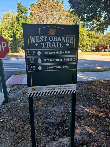 203 E 13TH STREET, Apopka, FL 32703