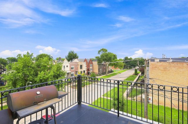 4135 S Vincennes Avenue 3N, Chicago, IL 60653