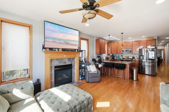 4135 S Vincennes Avenue 3N, Chicago, IL 60653