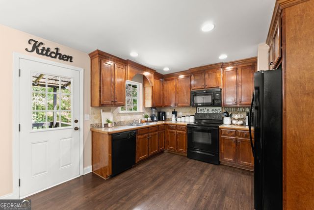 2786 Summer Creek Drive, Gainesville, GA 30507