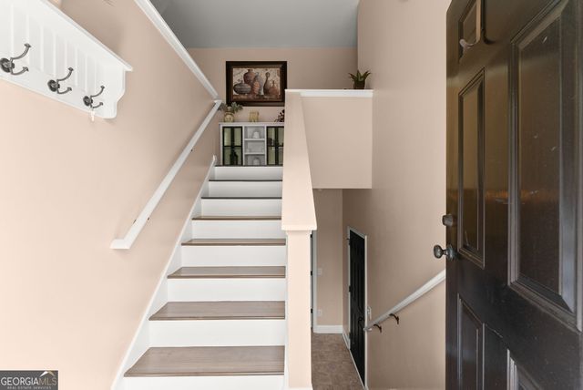 2786 Summer Creek Drive, Gainesville, GA 30507