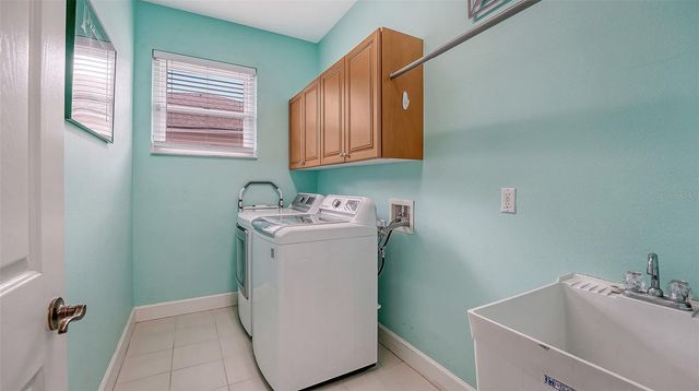 6659 38TH LANE E, Sarasota, FL 34243