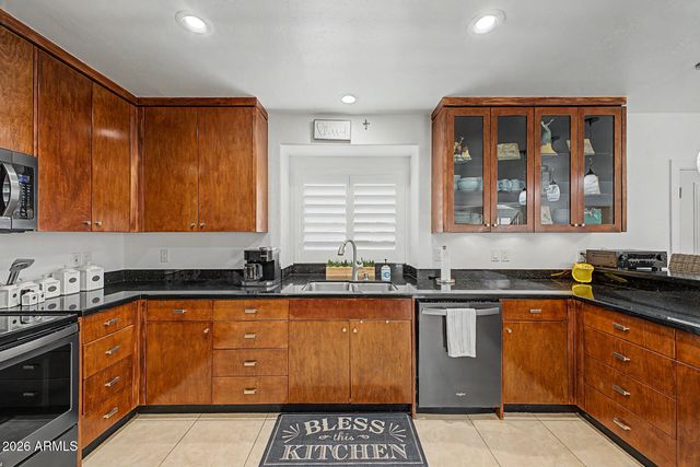 25513 N 15TH Avenue, Phoenix, AZ 85085