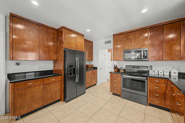 25513 N 15TH Avenue, Phoenix, AZ 85085