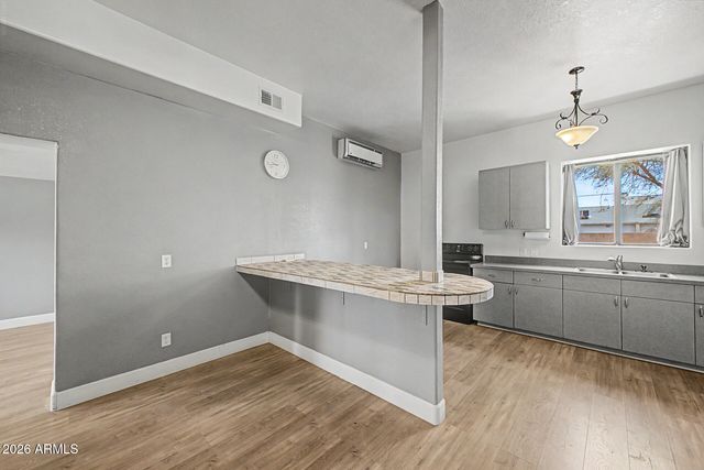 25513 N 15TH Avenue, Phoenix, AZ 85085
