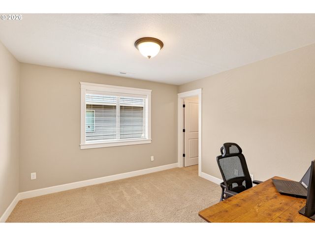 6173 LILLIAN St Se, Salem, OR 97306