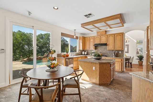 5129 Wedgewood Way, Rocklin, CA 95765