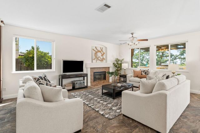 5129 Wedgewood Way, Rocklin, CA 95765