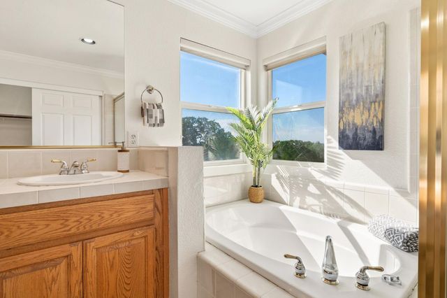 5129 Wedgewood Way, Rocklin, CA 95765