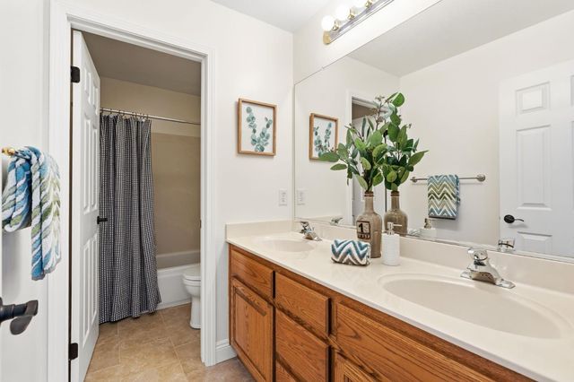5129 Wedgewood Way, Rocklin, CA 95765