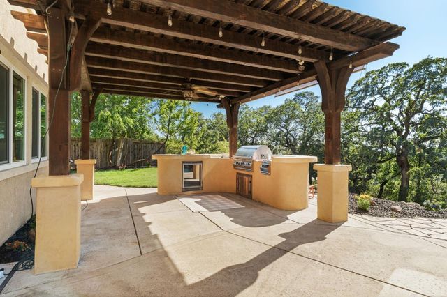 5129 Wedgewood Way, Rocklin, CA 95765
