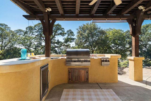 5129 Wedgewood Way, Rocklin, CA 95765
