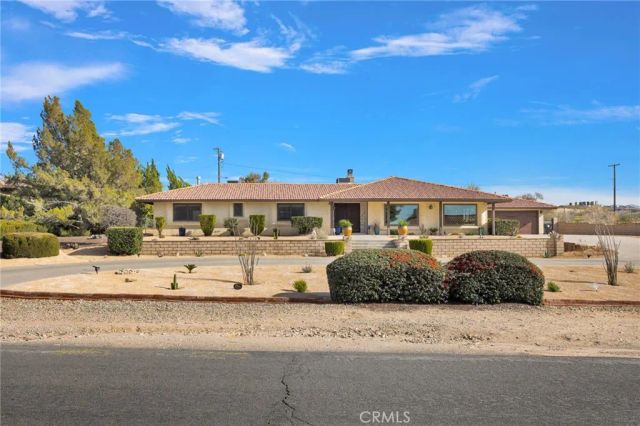 19978 Eyota, Apple Valley, CA 92308