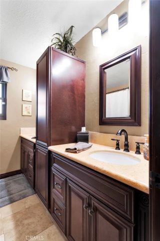 19978 Eyota, Apple Valley, CA 92308