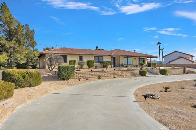 19978 Eyota, Apple Valley, CA 92308