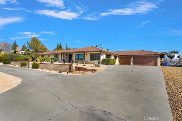 19978 Eyota, Apple Valley, CA 92308