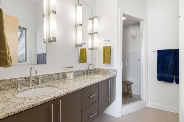 334 Van Buren St, Nashville, TN 37208
