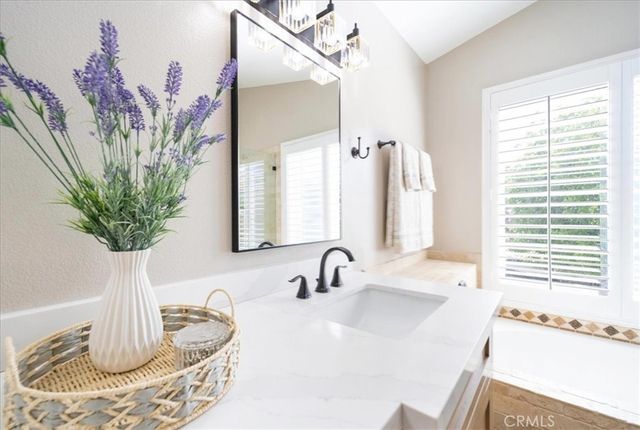 40579 New Town, Temecula, CA 92591