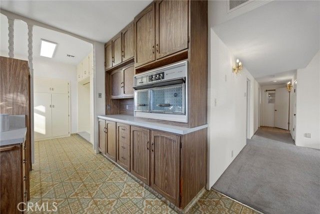 240 S Real, Bakersfield, CA 93309