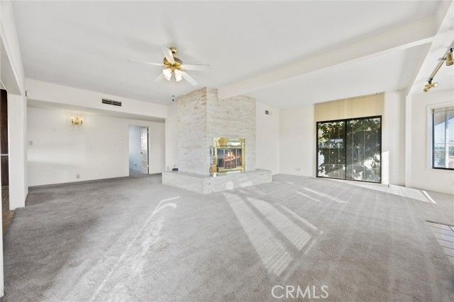 240 S Real, Bakersfield, CA 93309