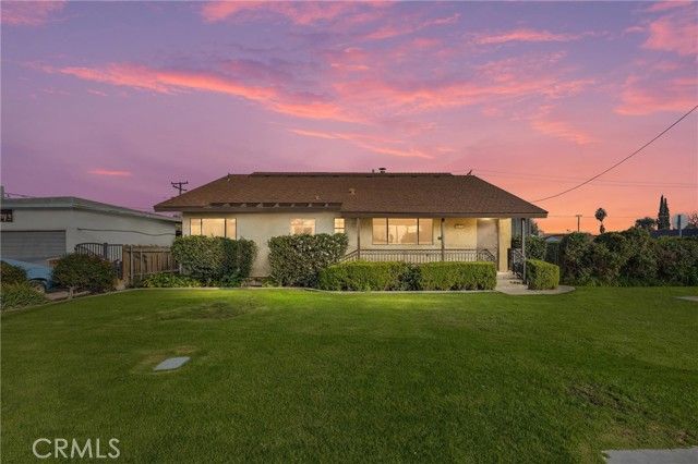 240 S Real, Bakersfield, CA 93309