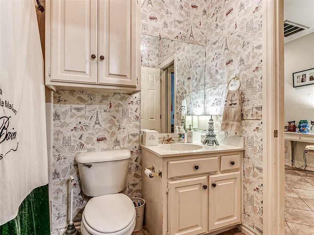 6716 NW 109th Street, Oklahoma City, OK 73162