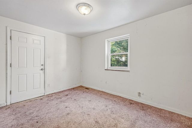 5601 Lester Road, Cincinnati, OH 45213