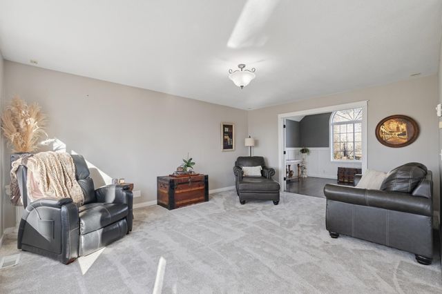 363 Geranium Drive, Watertown, MN 55388