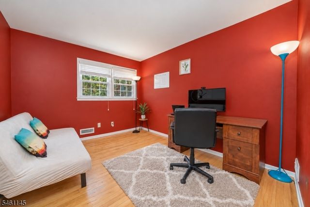 27 Fawn Cir, Berkeley Heights Twp., NJ 07922
