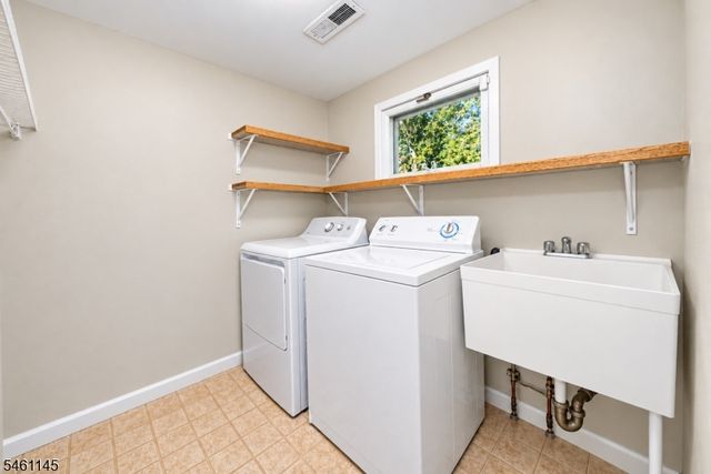 27 Fawn Cir, Berkeley Heights Twp., NJ 07922