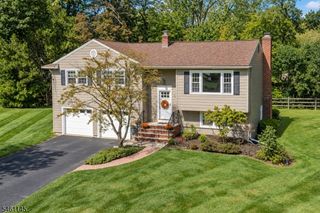 27 Fawn Cir, Berkeley Heights Twp., NJ 07922