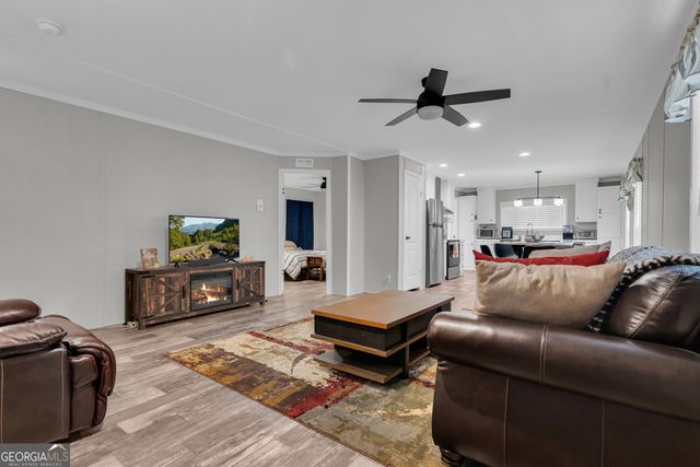 102 Meadowlark Lane, Toccoa, GA 30577