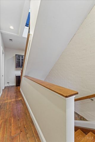 1302 Main Street, Cincinnati, OH 45202