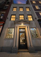 1302 Main Street, Cincinnati, OH 45202