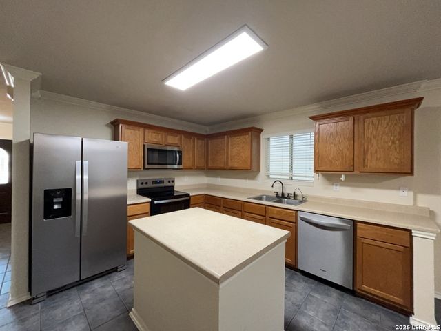 2611 Thunder Gulch, San Antonio, TX 78245