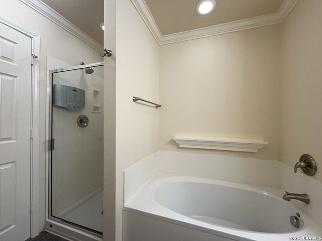 2611 Thunder Gulch, San Antonio, TX 78245