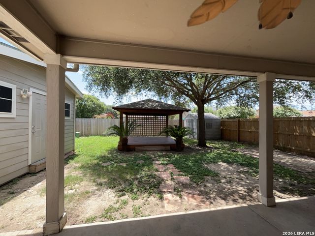 2611 Thunder Gulch, San Antonio, TX 78245