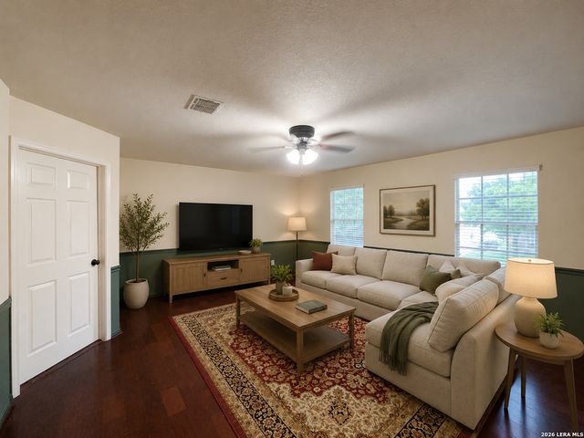 2611 Thunder Gulch, San Antonio, TX 78245