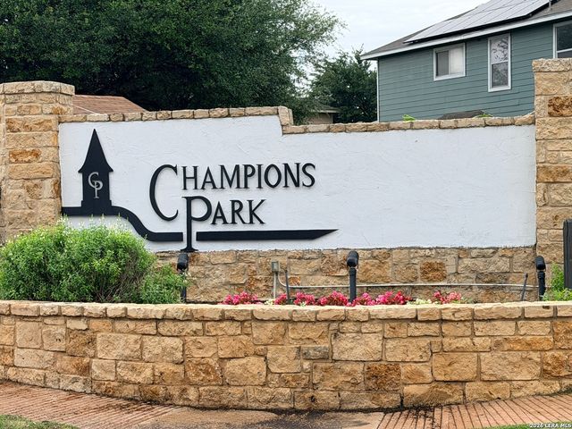2611 Thunder Gulch, San Antonio, TX 78245