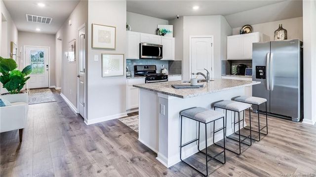 8123 Kelsey Lane, Iowa, LA 70647