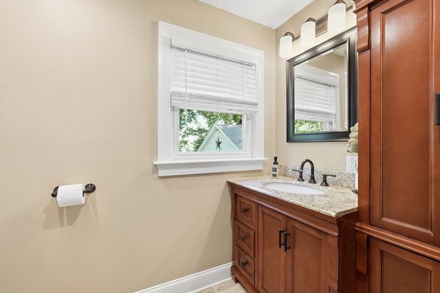 67 Thurston Ave, Northbridge, MA 01588