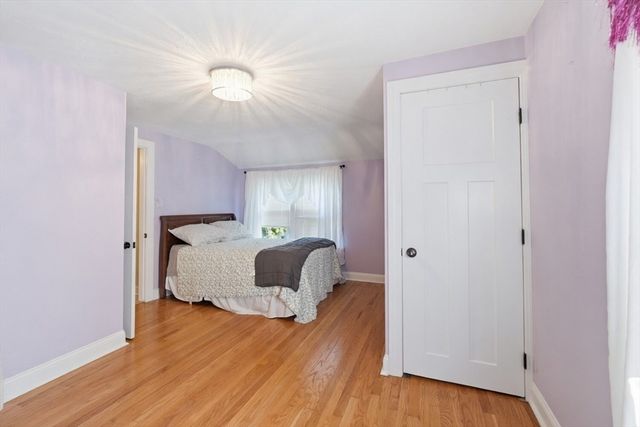 67 Thurston Ave, Northbridge, MA 01588