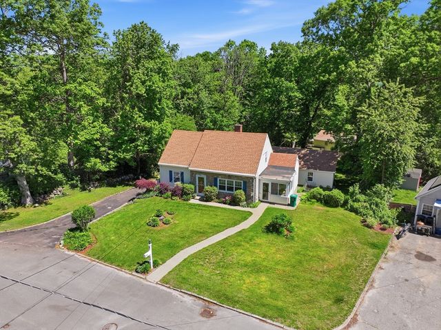 67 Thurston Ave, Northbridge, MA 01588