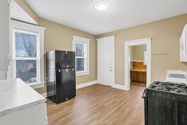 911 Linwood Avenue, & 913, Columbus, OH 43206