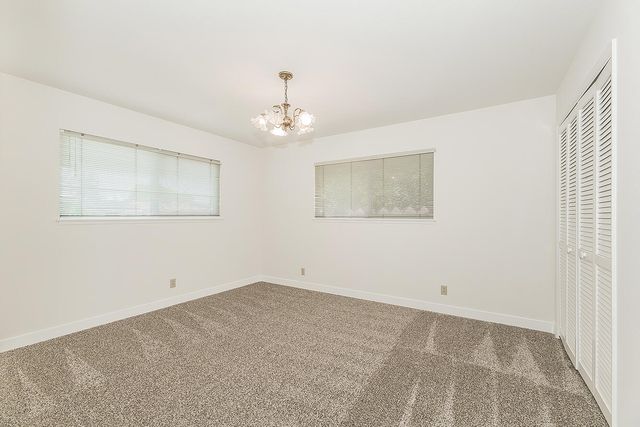 862 N Bates Avenue, Dinuba, CA 93618