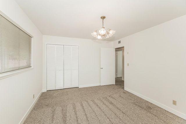 862 N Bates Avenue, Dinuba, CA 93618