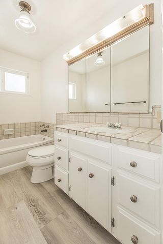 862 N Bates Avenue, Dinuba, CA 93618