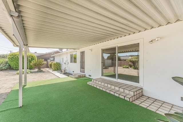 862 N Bates Avenue, Dinuba, CA 93618