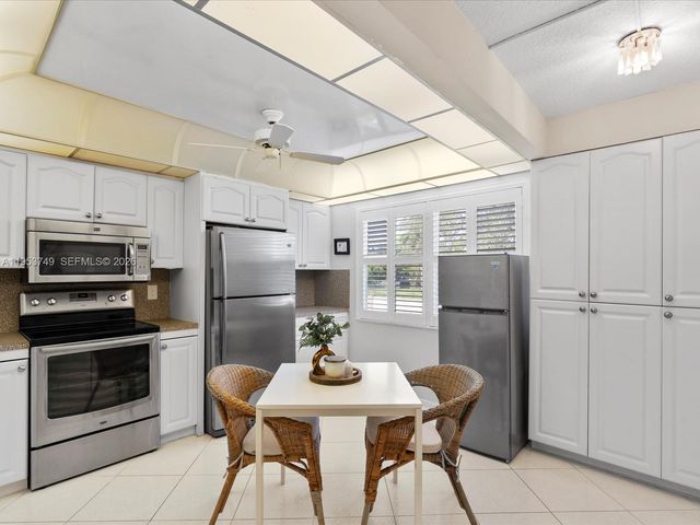 2004 Granada Dr O2, Coconut Creek, FL 33066