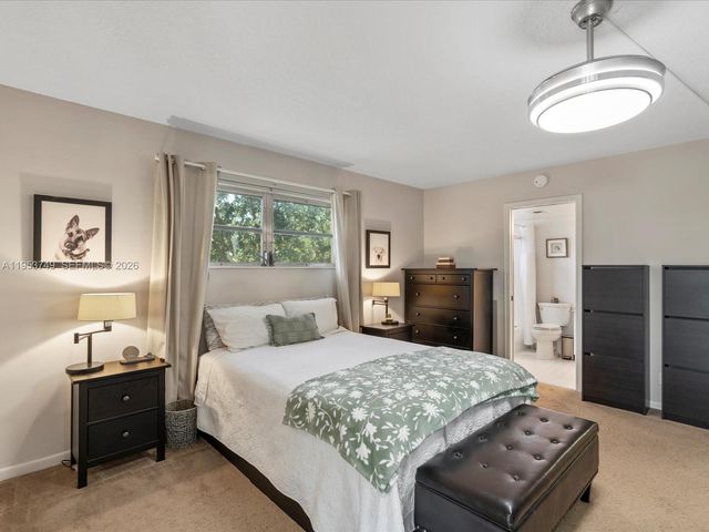 2004 Granada Dr O2, Coconut Creek, FL 33066